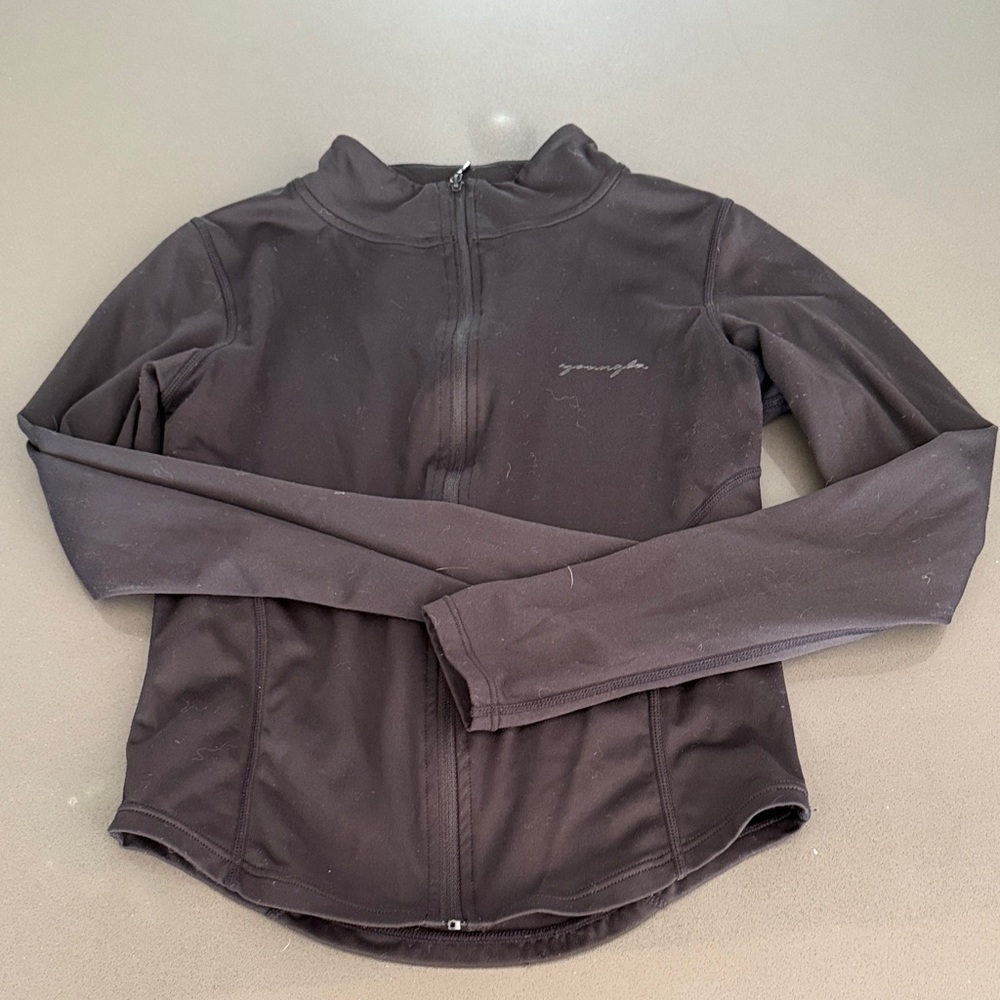 Women’s athletic long sleeve